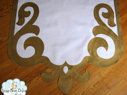 gold aisle runner